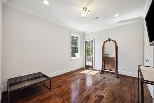 2247 Bartlett Street, Houston, TX 77098