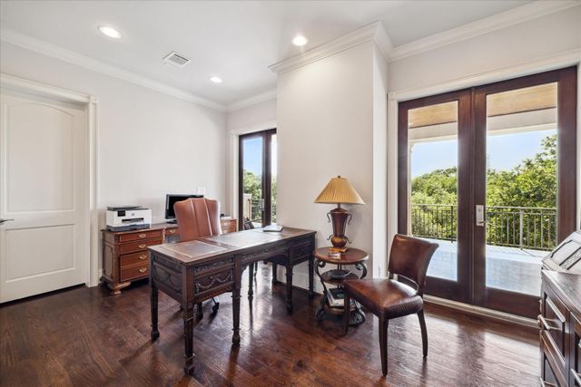 2247 Bartlett Street, Houston, TX 77098