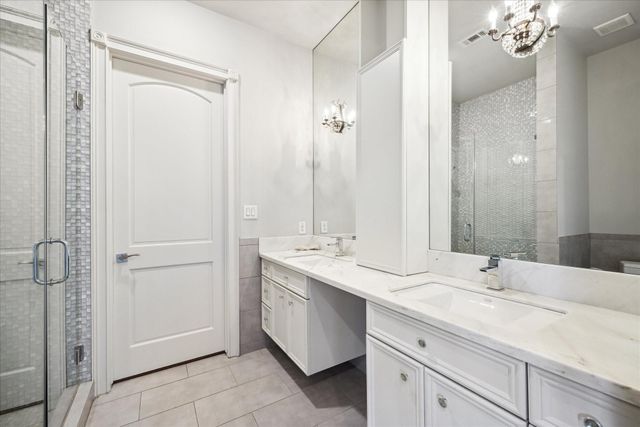 2247 Bartlett Street, Houston, TX 77098