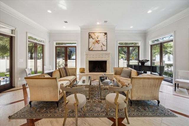 2247 Bartlett Street, Houston, TX 77098