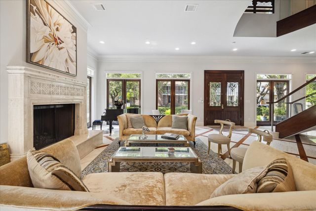 2247 Bartlett Street, Houston, TX 77098