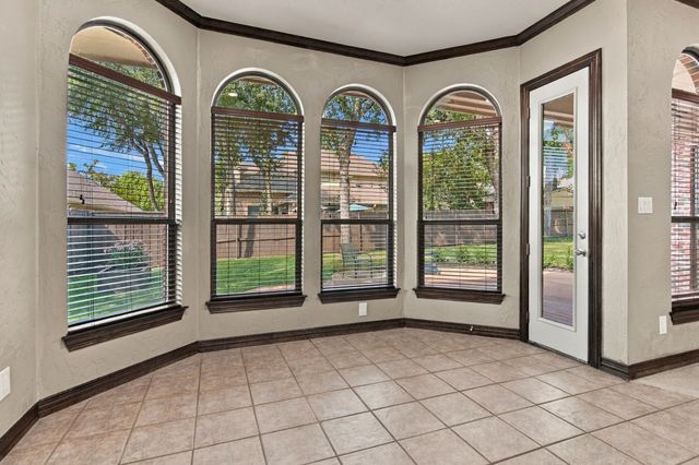 7921 Shady Oaks Drive, North Richland Hills, TX 76182