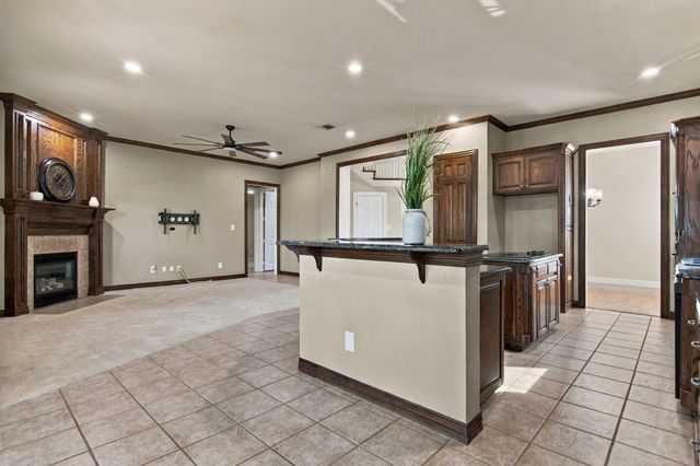 7921 Shady Oaks Drive, North Richland Hills, TX 76182