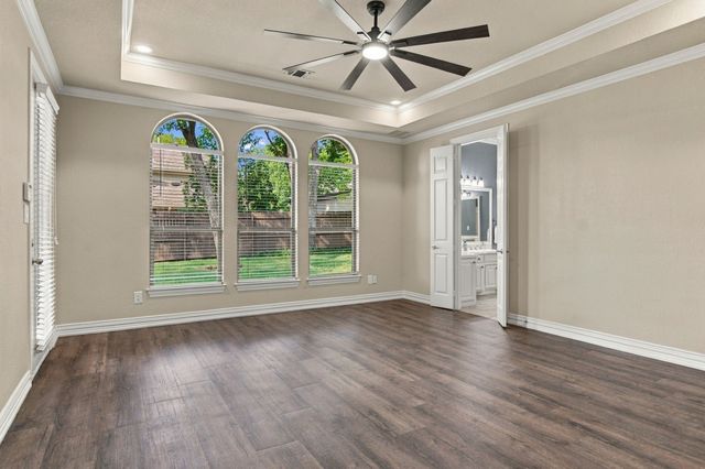 7921 Shady Oaks Drive, North Richland Hills, TX 76182