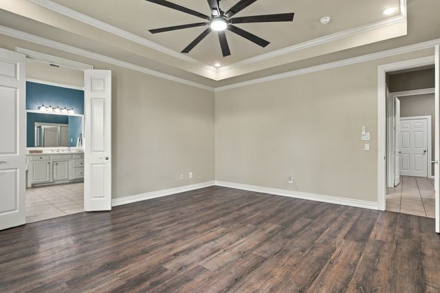 7921 Shady Oaks Drive, North Richland Hills, TX 76182