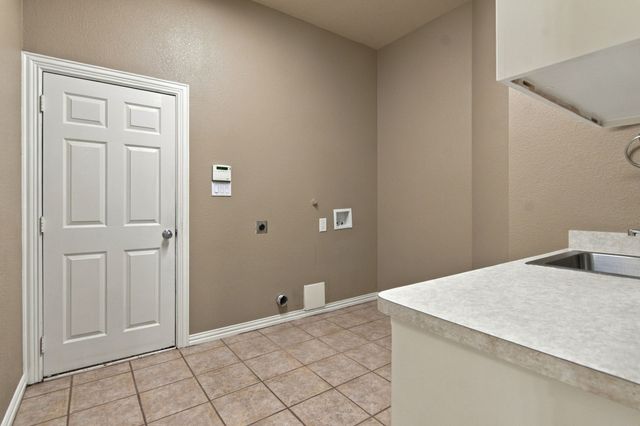 7921 Shady Oaks Drive, North Richland Hills, TX 76182