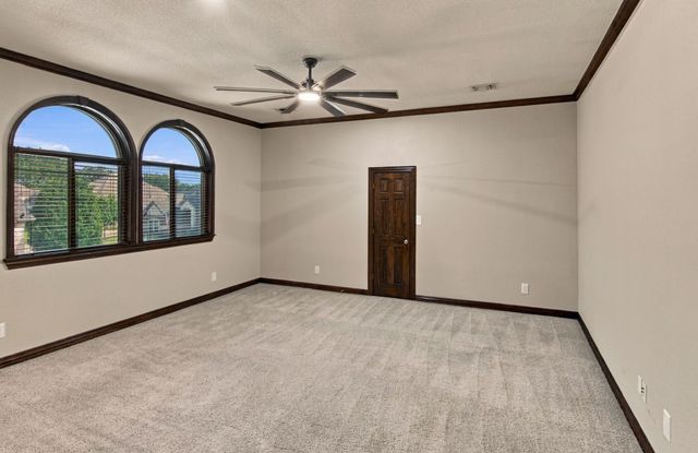 7921 Shady Oaks Drive, North Richland Hills, TX 76182