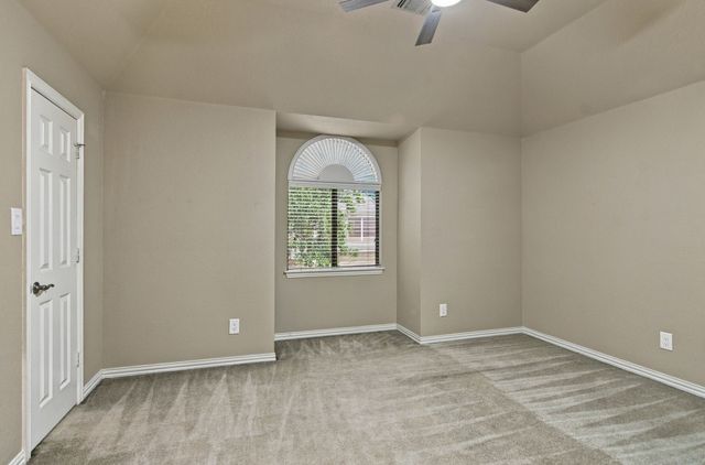 7921 Shady Oaks Drive, North Richland Hills, TX 76182