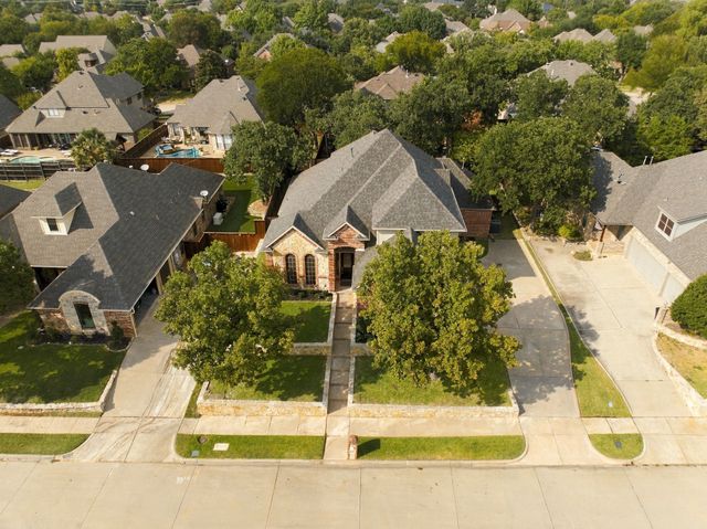 7921 Shady Oaks Drive, North Richland Hills, TX 76182