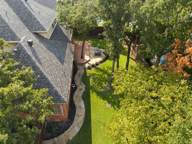 7921 Shady Oaks Drive, North Richland Hills, TX 76182