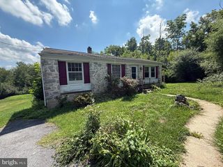 2320 ELIZABETH AVE, Temple, PA 19560