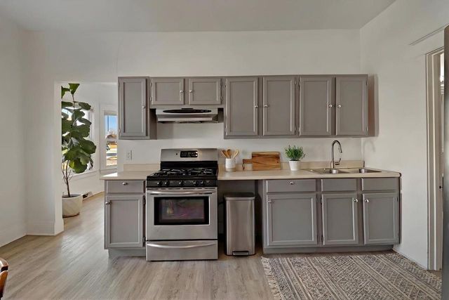3672 Hammond AVENUE, Cudahy, WI 53110