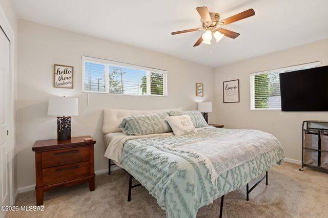 248 S Placita Aldaco, Tucson, AZ 85710