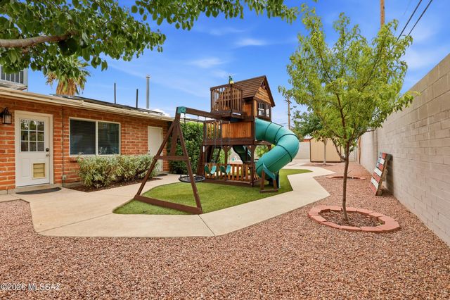 248 S Placita Aldaco, Tucson, AZ 85710