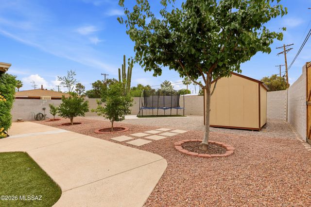 248 S Placita Aldaco, Tucson, AZ 85710