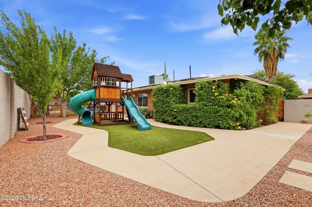248 S Placita Aldaco, Tucson, AZ 85710