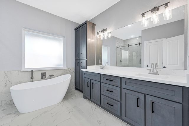 4802 Tracemeadow Drive, Houston, TX 77066