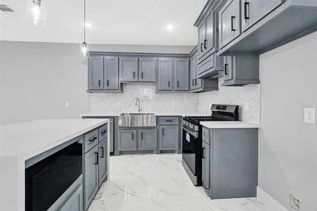 4802 Tracemeadow Drive, Houston, TX 77066