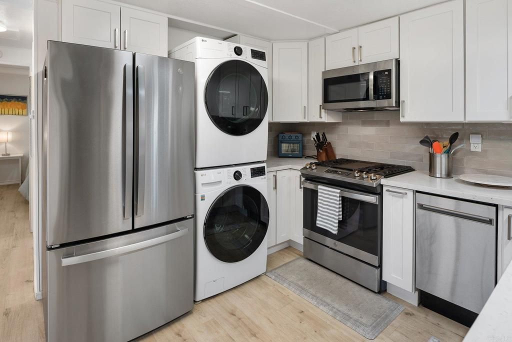 Image 10 of property listing at 221 El Camino Real 77, Oceanside, CA 92058