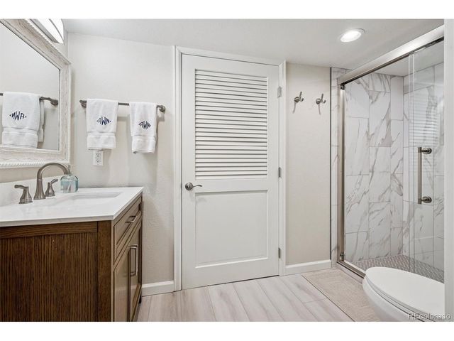 25 Brookside Dr, Greenwood Village, CO 80121