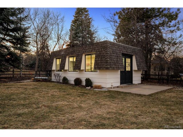 25 Brookside Dr, Greenwood Village, CO 80121