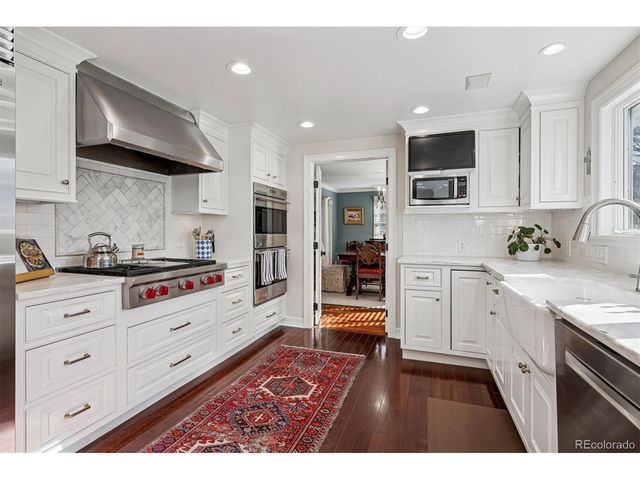 25 Brookside Dr, Greenwood Village, CO 80121