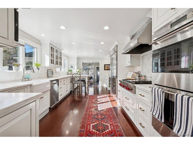 25 Brookside Dr, Greenwood Village, CO 80121