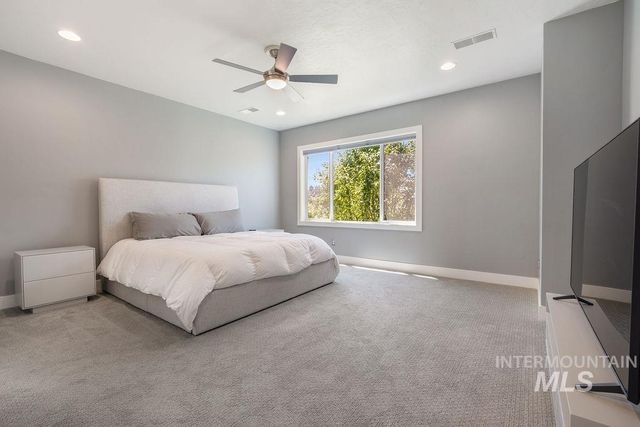 51 S Crestview Ave, Eagle, ID 83616