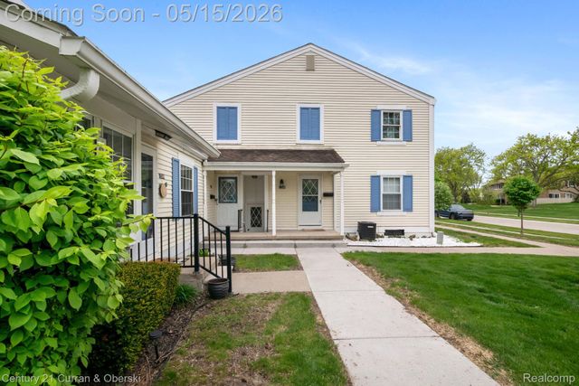 21240 E Glen Haven Circle, Novi, MI 48167