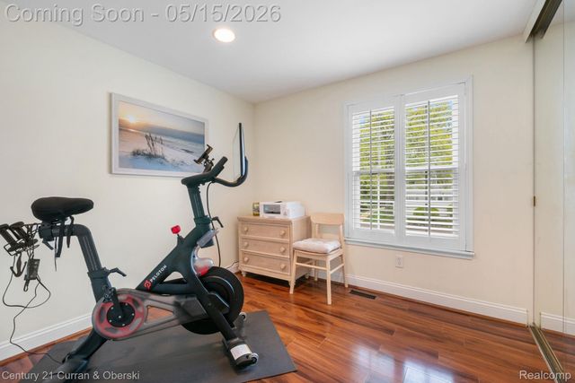 21240 E Glen Haven Circle, Novi, MI 48167