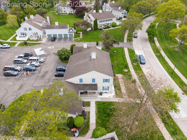 21240 E Glen Haven Circle, Novi, MI 48167