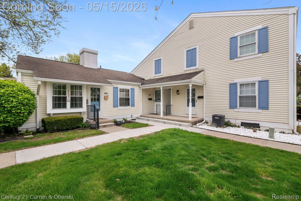 21240 E Glen Haven Circle, Novi, MI 48167