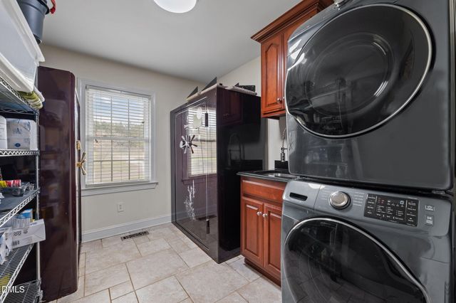 112 E Laramie Drive, Mebane, NC 27302