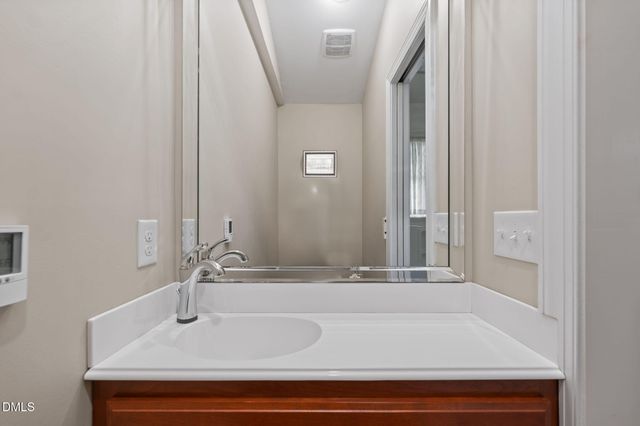 112 E Laramie Drive, Mebane, NC 27302
