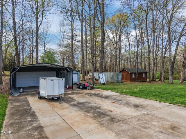 112 E Laramie Drive, Mebane, NC 27302