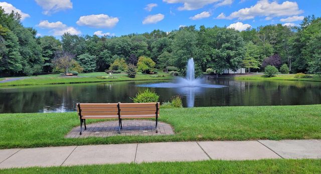 21 CLAVER WAY, Mount Laurel, NJ 08054