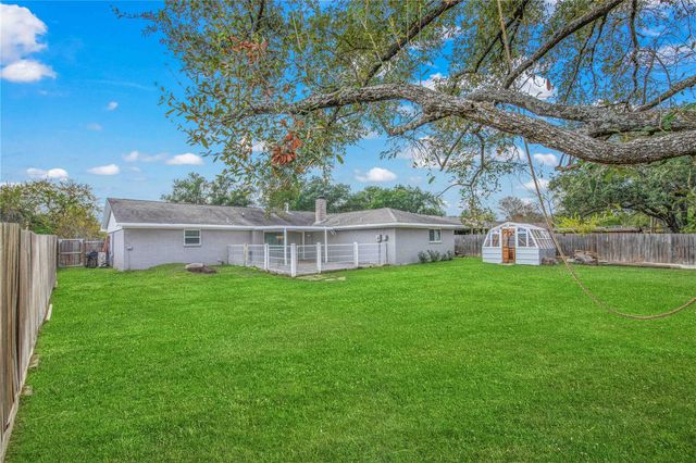 1817 Laura Lane, College Station, TX 77840