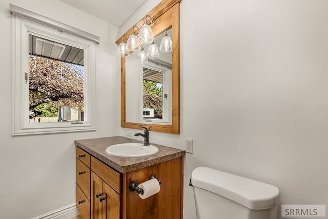 12433 S 1st E, Idaho Falls, ID 83404