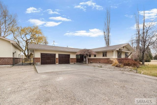 12433 S 1st E, Idaho Falls, ID 83404