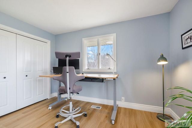 12433 S 1st E, Idaho Falls, ID 83404