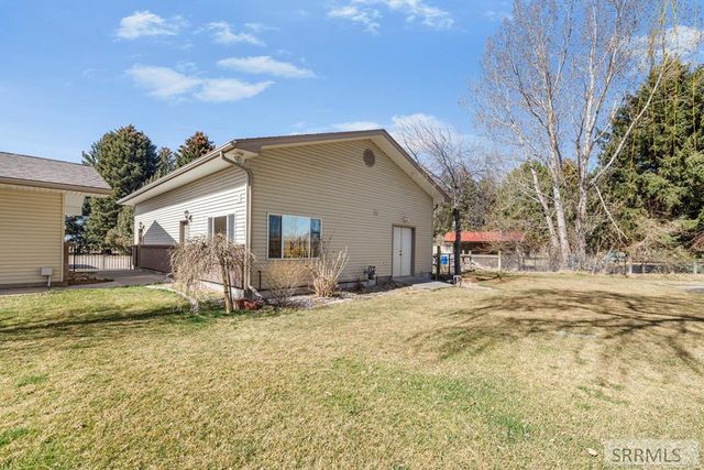 12433 S 1st E, Idaho Falls, ID 83404