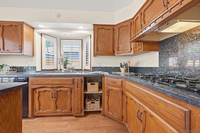 8011 Valdosta Ave, San Diego, CA 92126