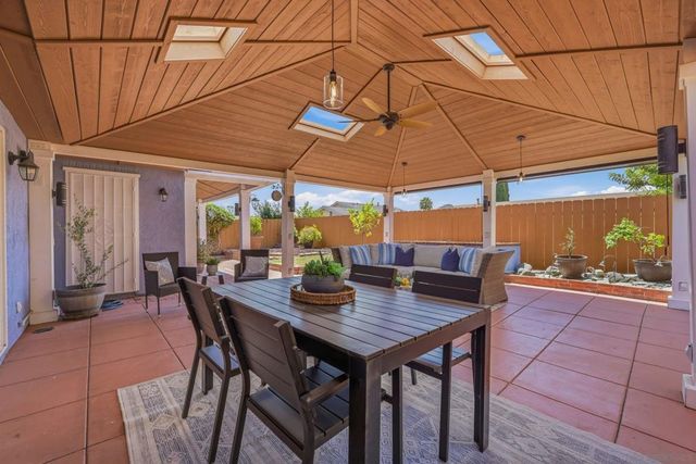 8011 Valdosta Ave, San Diego, CA 92126