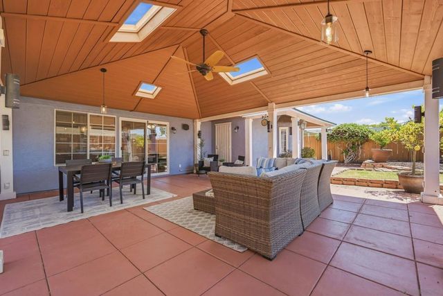 8011 Valdosta Ave, San Diego, CA 92126