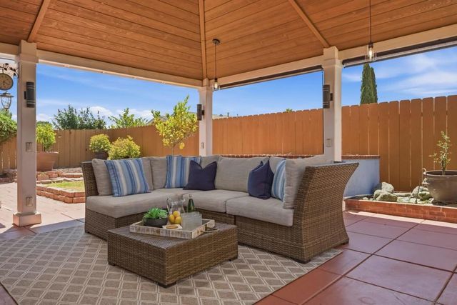 8011 Valdosta Ave, San Diego, CA 92126