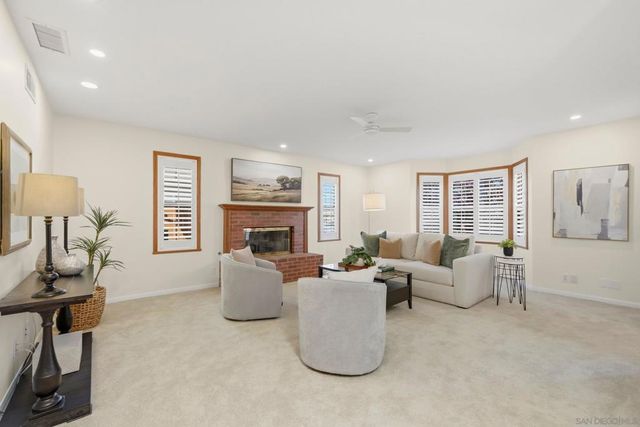 8011 Valdosta Ave, San Diego, CA 92126