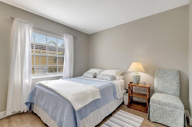 1125 Lake Shore Drive 203, Lake Park, FL 33403