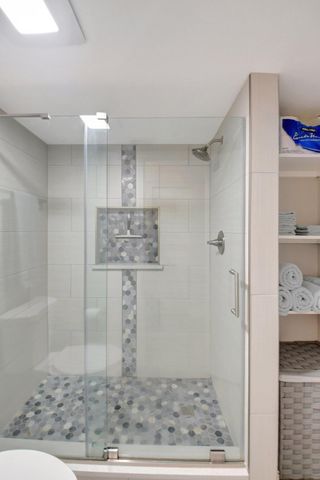 1125 Lake Shore Drive 203, Lake Park, FL 33403