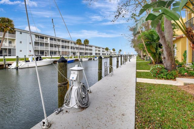 1125 Lake Shore Drive 203, Lake Park, FL 33403