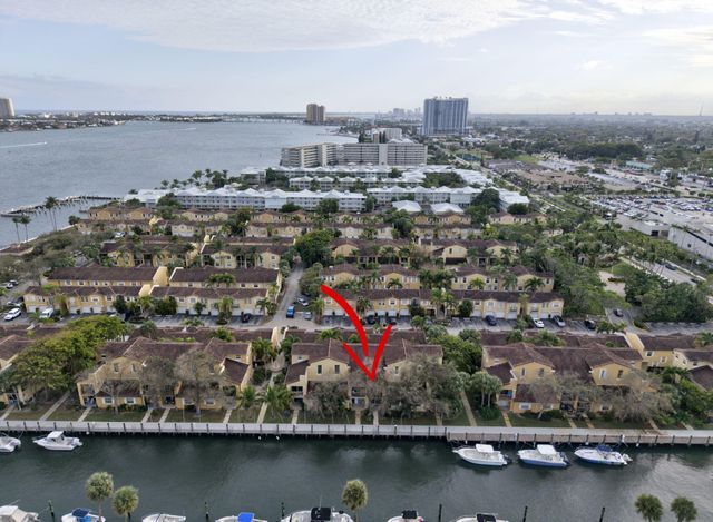 1125 Lake Shore Drive 203, Lake Park, FL 33403